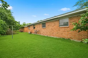 6116 Octavia St, Houston, TX 77026 - Photo 16