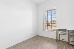 9423 Pelican Clf Ct, Houston, TX 77365 - Photo 10