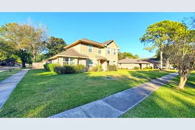 12870 Westella Drive, Houston, TX 77077 - Photo 2