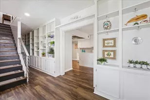 1330 Coral Way, Tiki Island, TX 77554 - Photo 2