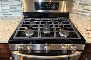 10428 Hammerly Blvd, Houston, TX 77043 - Photo 14