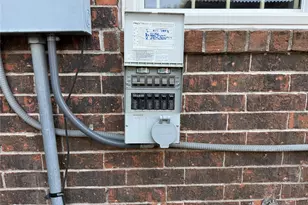 10428 Hammerly Blvd, Houston, TX 77043 - Photo 32