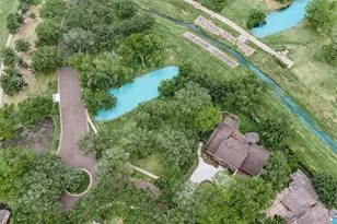 25 The Oval St, Sugar Land, TX 77479 - Photo 2