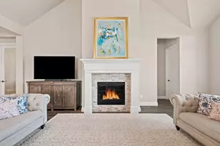 10211 Cove Ct, Iowa Colony, TX 77583 - Photo 10