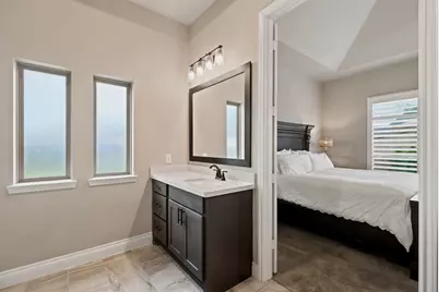 10211 Cove Court, Iowa Colony, TX 77583 - Photo 24