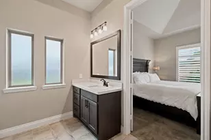 10211 Cove Ct, Iowa Colony, TX 77583 - Photo 24