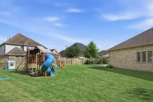 10211 Cove Ct, Iowa Colony, TX 77583 - Photo 46
