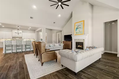 10211 Cove Court, Iowa Colony, TX 77583 - Photo 6