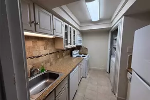 14309 Misty Meadow Ln, Houston, TX 77079 - Photo 20