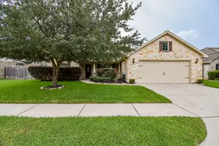 231 S Lantana Cir, Sealy, TX 77474 - Photo 2