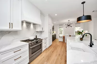 571 N Post Oak Lane, Houston, TX 77024 - Photo 12