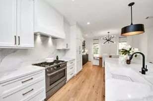 571 N Post Oak Ln, Houston, TX 77024 - Photo 12