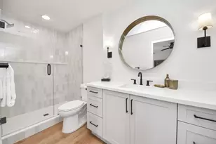 571 N Post Oak Ln, Houston, TX 77024 - Photo 34