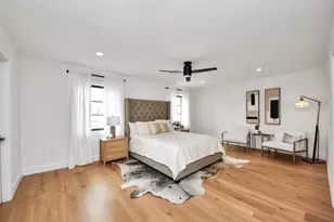 571 N Post Oak Ln, Houston, TX 77024 - Photo 32