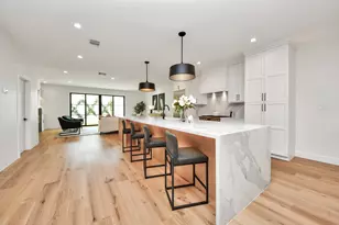 571 N Post Oak Ln, Houston, TX 77024 - Photo 8