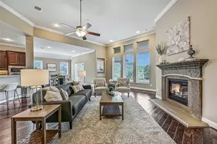 2807 Monarch Gardens Ct, Pearland, TX 77089 - Photo 16