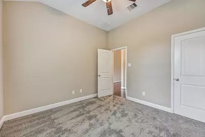 2807 Monarch Gardens Court, Pearland, TX 77089 - Photo 10