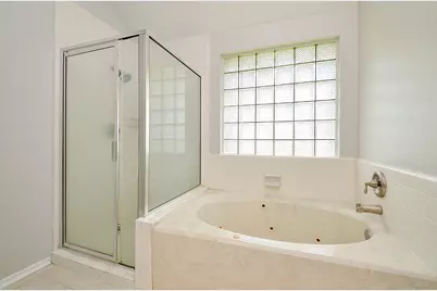 1206 Green Knoll Drive, Sugar Land, TX 77479 - Photo 40