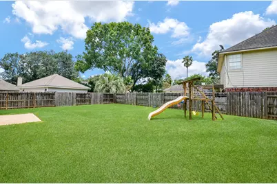 1206 Green Knoll Drive, Sugar Land, TX 77479 - Photo 14