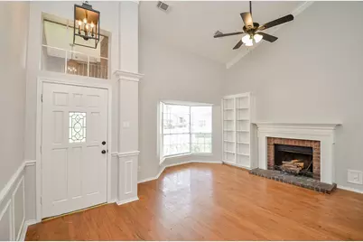 1206 Green Knoll Drive, Sugar Land, TX 77479 - Photo 16