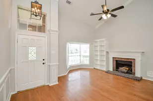 1206 Green Knoll Dr, Sugar Land, TX 77479 - Photo 16