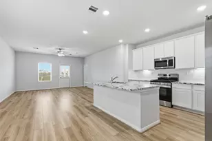 88 Ashe Juniper Wy, Magnolia, TX 77354 - Photo 4