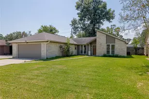 431 Topsail Way, Crosby, TX 77532 - Photo 2