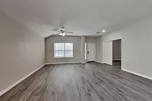 16510 Barker Ranch Ct, Cypress, TX 77429 - Photo 2