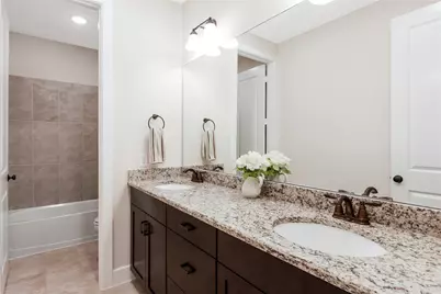 9211 Lowell Cliff Drive, Cypress, TX 77433 - Photo 32