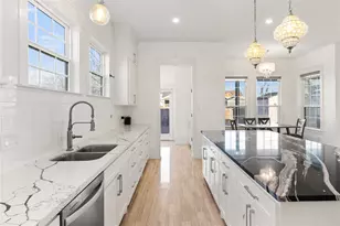 124 N 2nd St, La Porte, TX 77571 - Photo 6