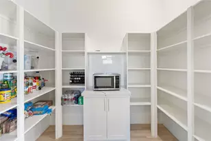 124 N 2nd St, La Porte, TX 77571 - Photo 16