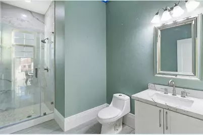 124 N 2nd Street, La Porte, TX 77571 - Photo 18