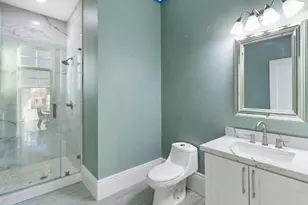 124 N 2nd St, La Porte, TX 77571 - Photo 18