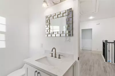 124 N 2nd Street, La Porte, TX 77571 - Photo 32