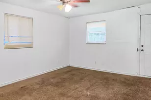 4423 Holloway Dr, Houston, TX 77047 - Photo 14