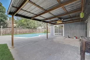 111 Ambershadow Dr, Houston, TX 77015 - Photo 24