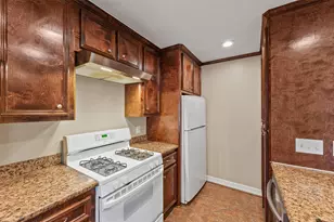 511 Turner Dr, Houston, TX 77076 - Photo 1