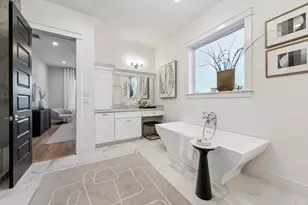 1405 Indiana St, Houston, TX 77006 - Photo 14