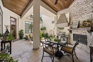 1101 Longmont Pl Ct, Houston, TX 77056 - Photo 38