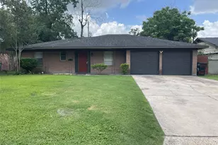 8915 Reamer St, Houston, TX 77074 - Photo 1