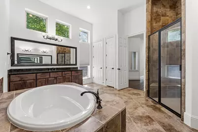 10 Coronet Ridge Court, The Woodlands, TX 77375 - Photo 22