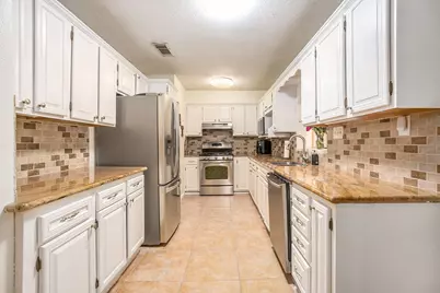 116 Whiting Street, Galveston, TX 77550 - Photo 8