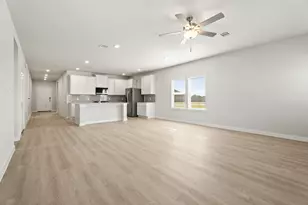8202 Coral Dr, Texas City, TX 77591 - Photo 10