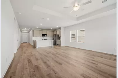 8202 Coral Drive, Texas City, TX 77591 - Photo 18