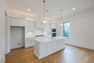 3511 Harvest Dance Dr, Houston, TX 77008 - Photo 10