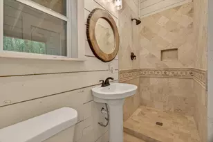 1881 NE Clayton St, Dayton, TX 77535 - Photo 24