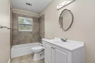 409 E Austin St, Bellville, TX 77418 - Photo 12