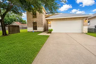 1602 Halpern St, Houston, TX 77009 - Photo 2