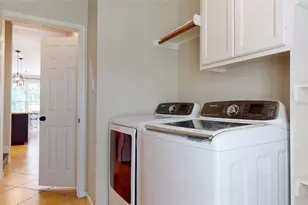 1323 Hillside Forest Dr, Sugar Land, TX 77479 - Photo 24