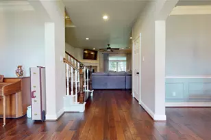 1323 Hillside Forest Dr, Sugar Land, TX 77479 - Photo 6